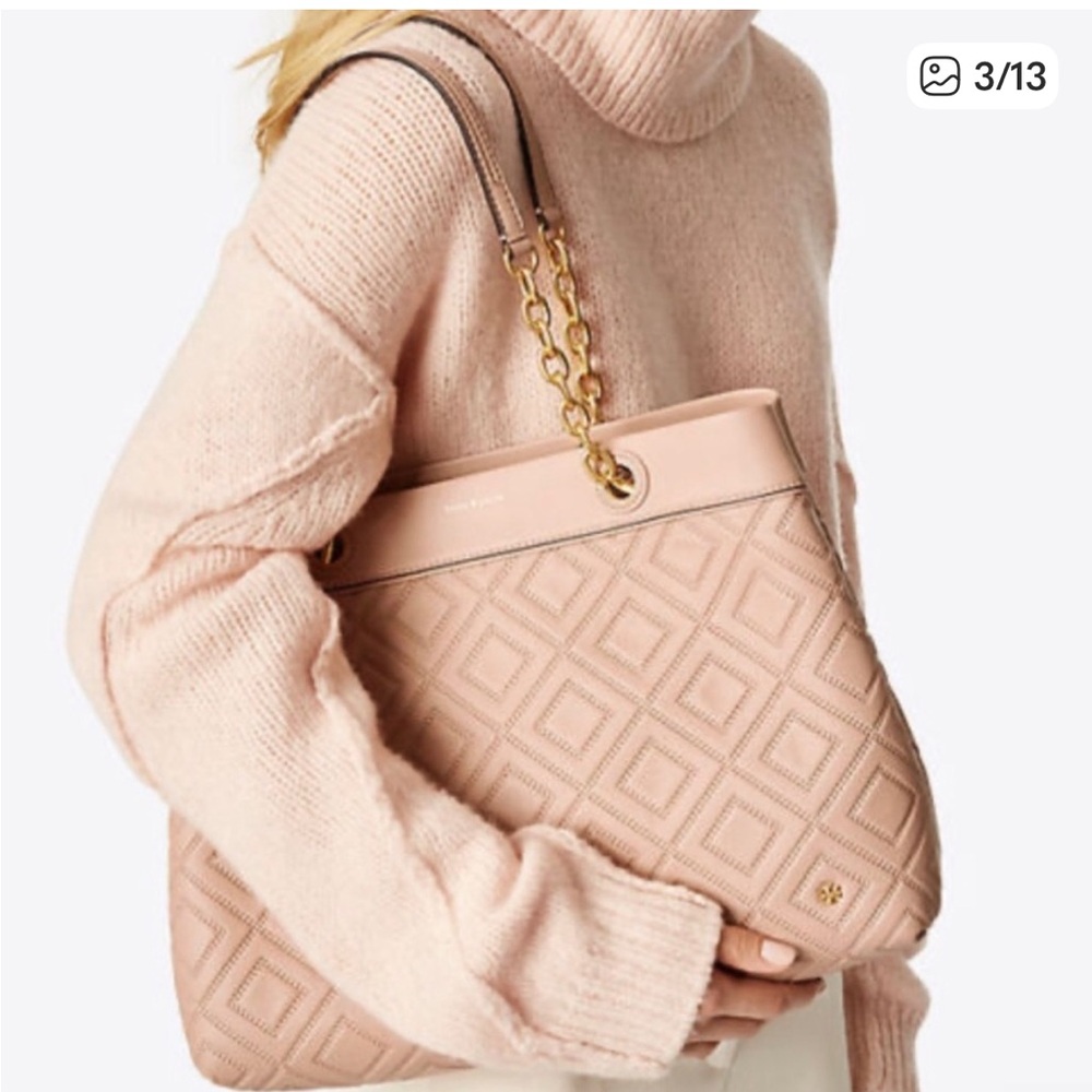 Tory Burch Quilted Leather Shoulder Bag in Blush Pink with Gold Chain
